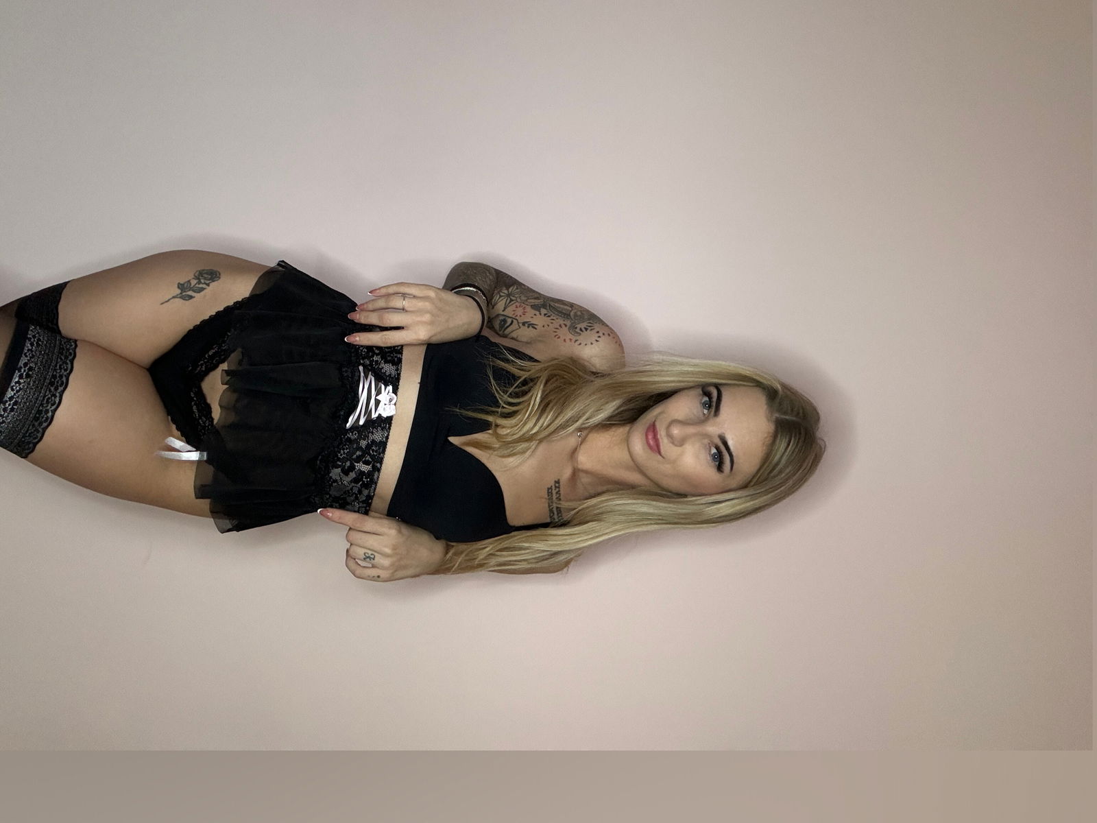nicolecrushh banner