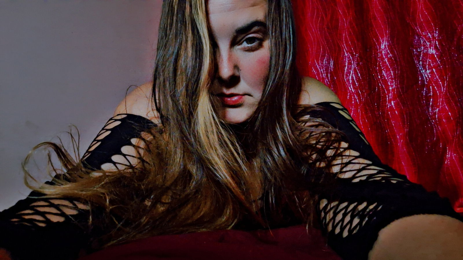 Nicollette Elaine profile banner