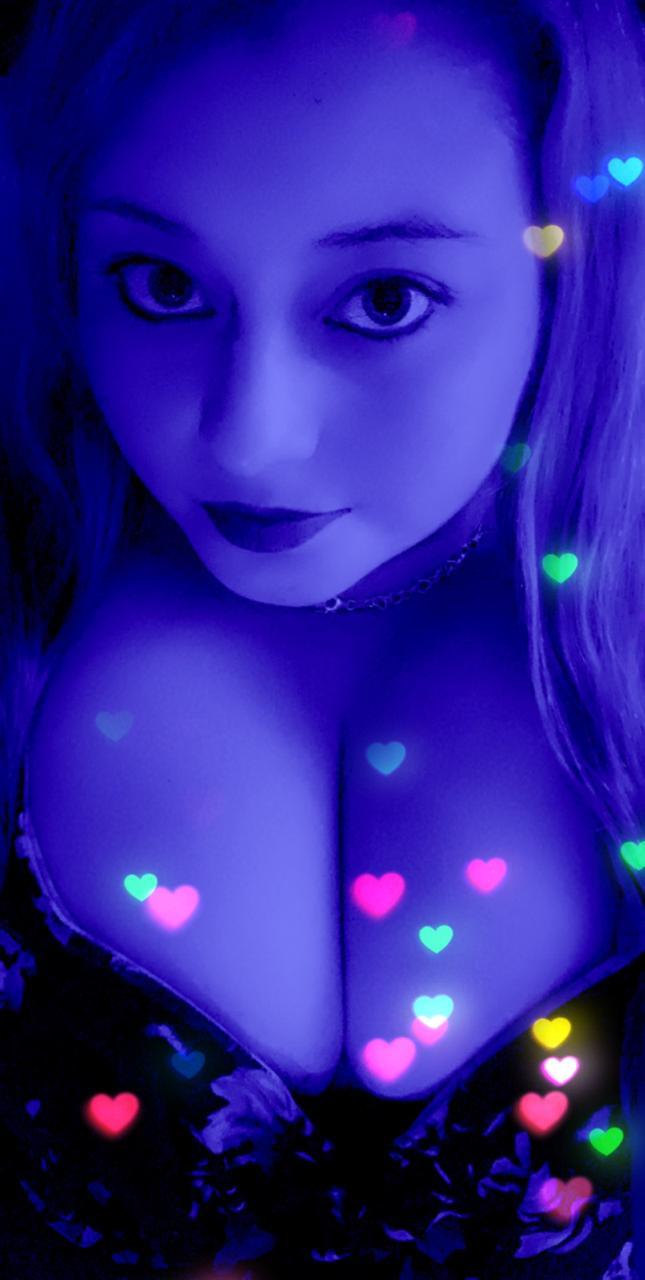Nikki Moonshine profile banner