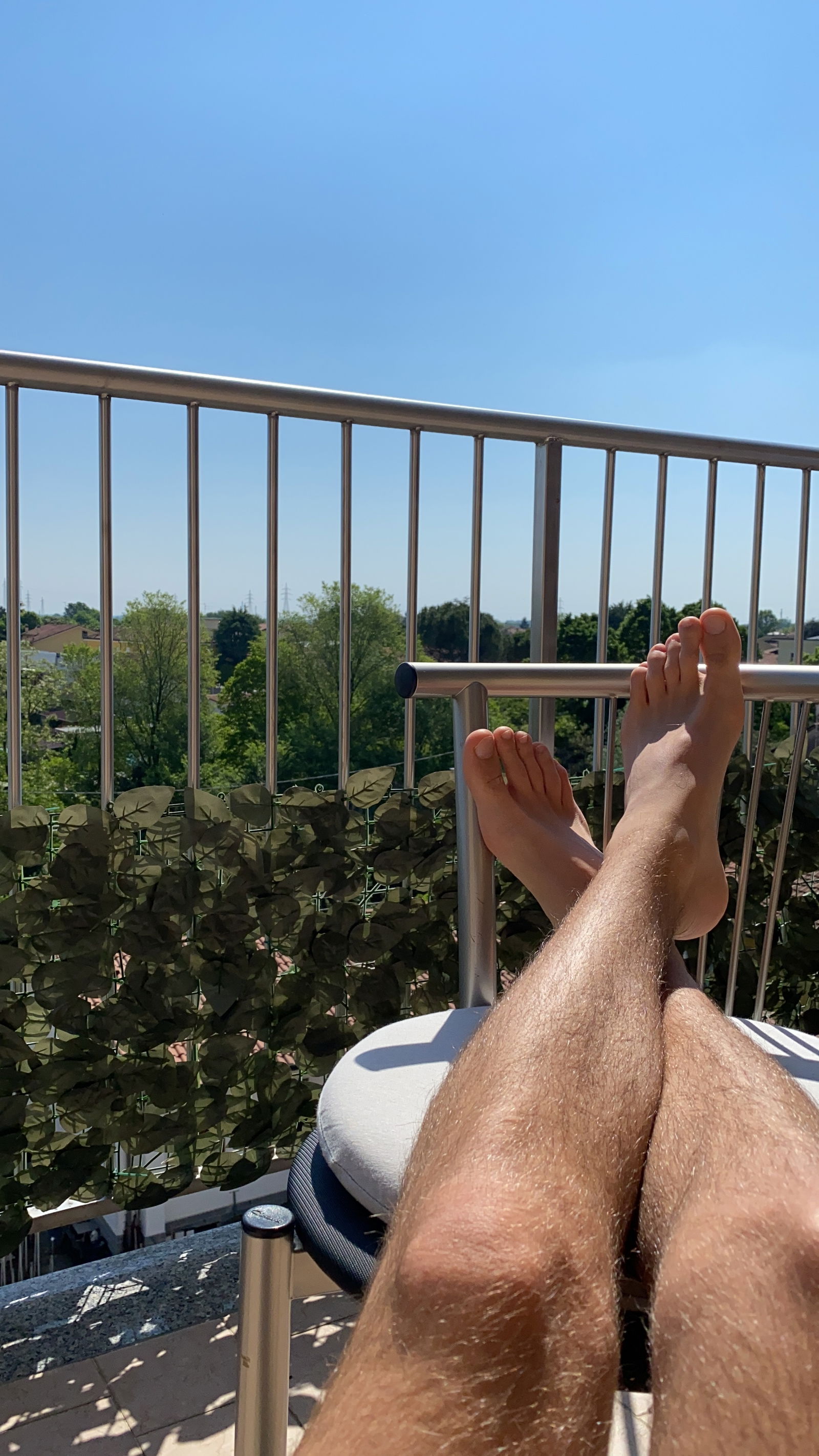 Piedi di un Ragazzo profile banner