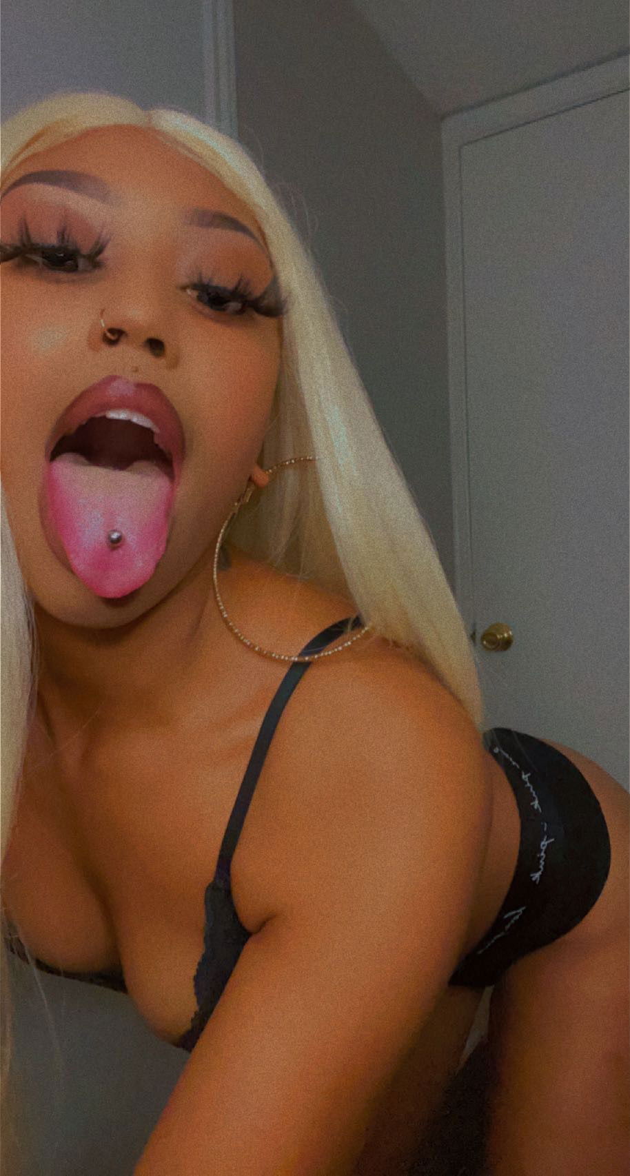 Presha🥵 profile banner