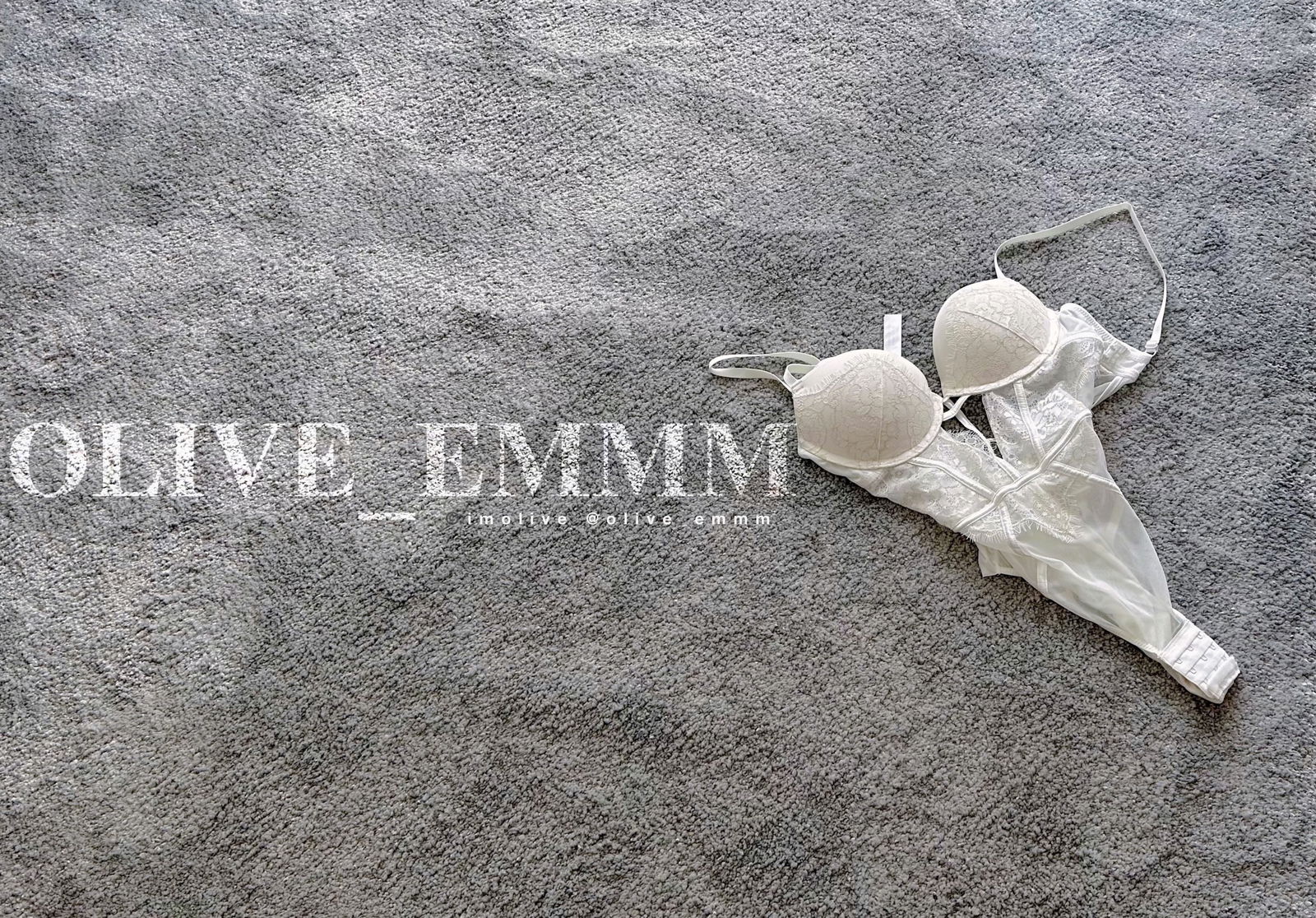 emmmimolive profile banner