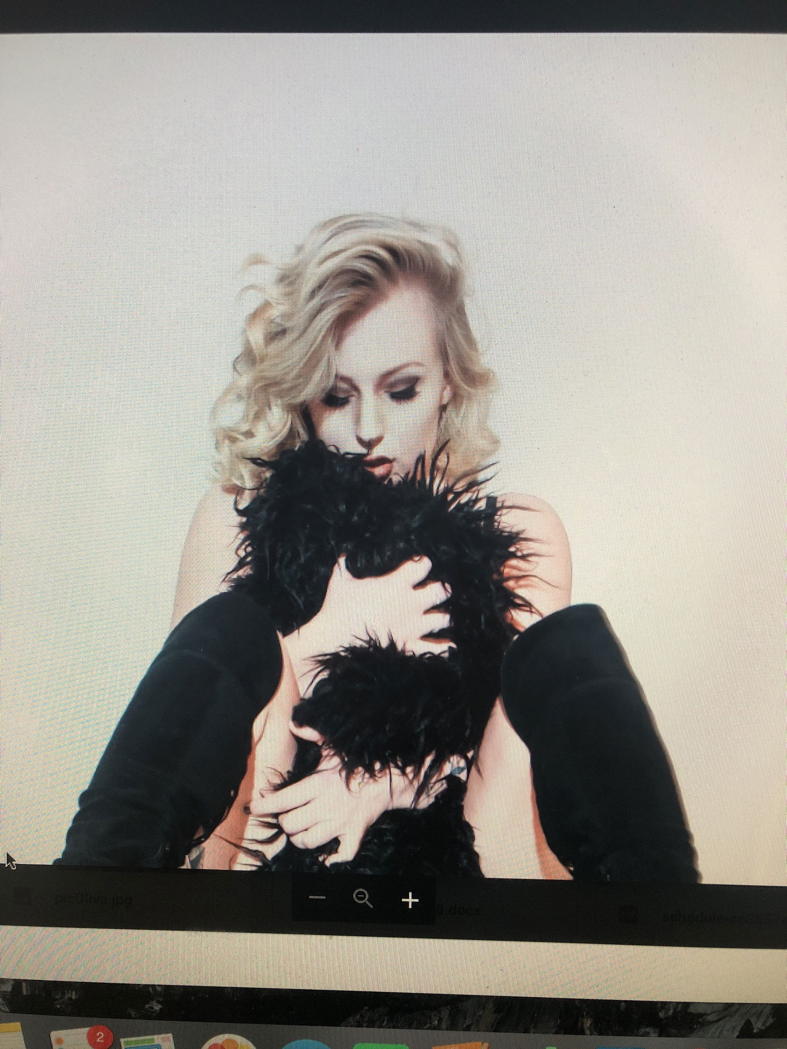 Olivia-S9 profile banner