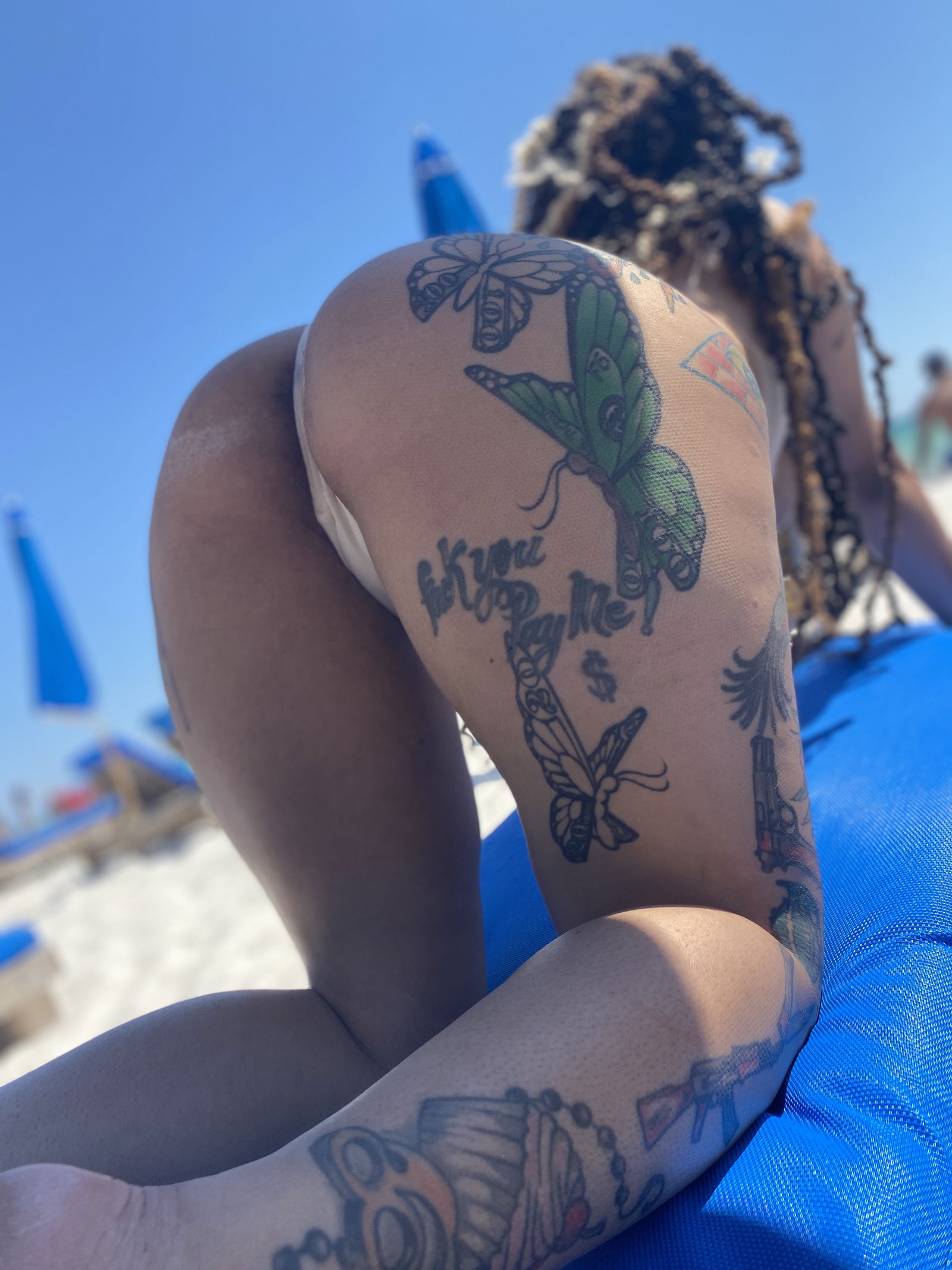 Aquafina Flow profile banner