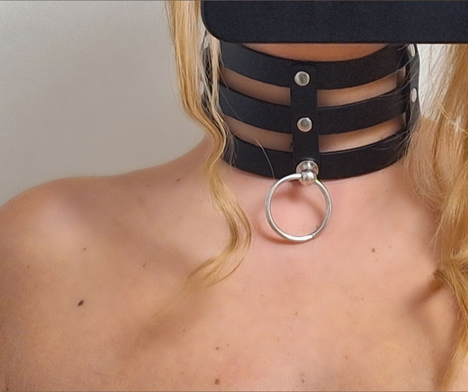 Anna Luna profile banner
