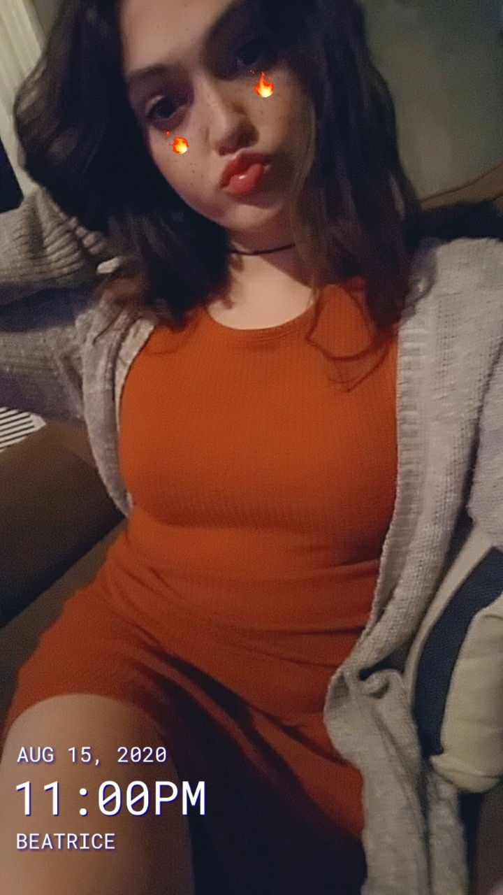 Crunk.Cakes🍑❤ profile banner