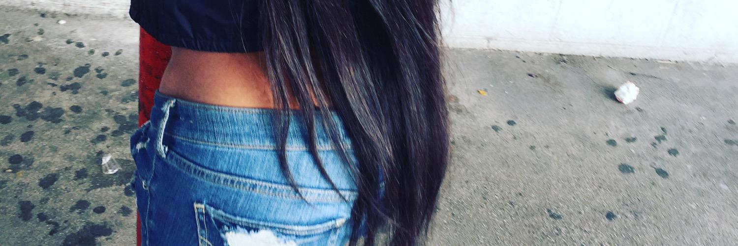 prettyassmilani banner