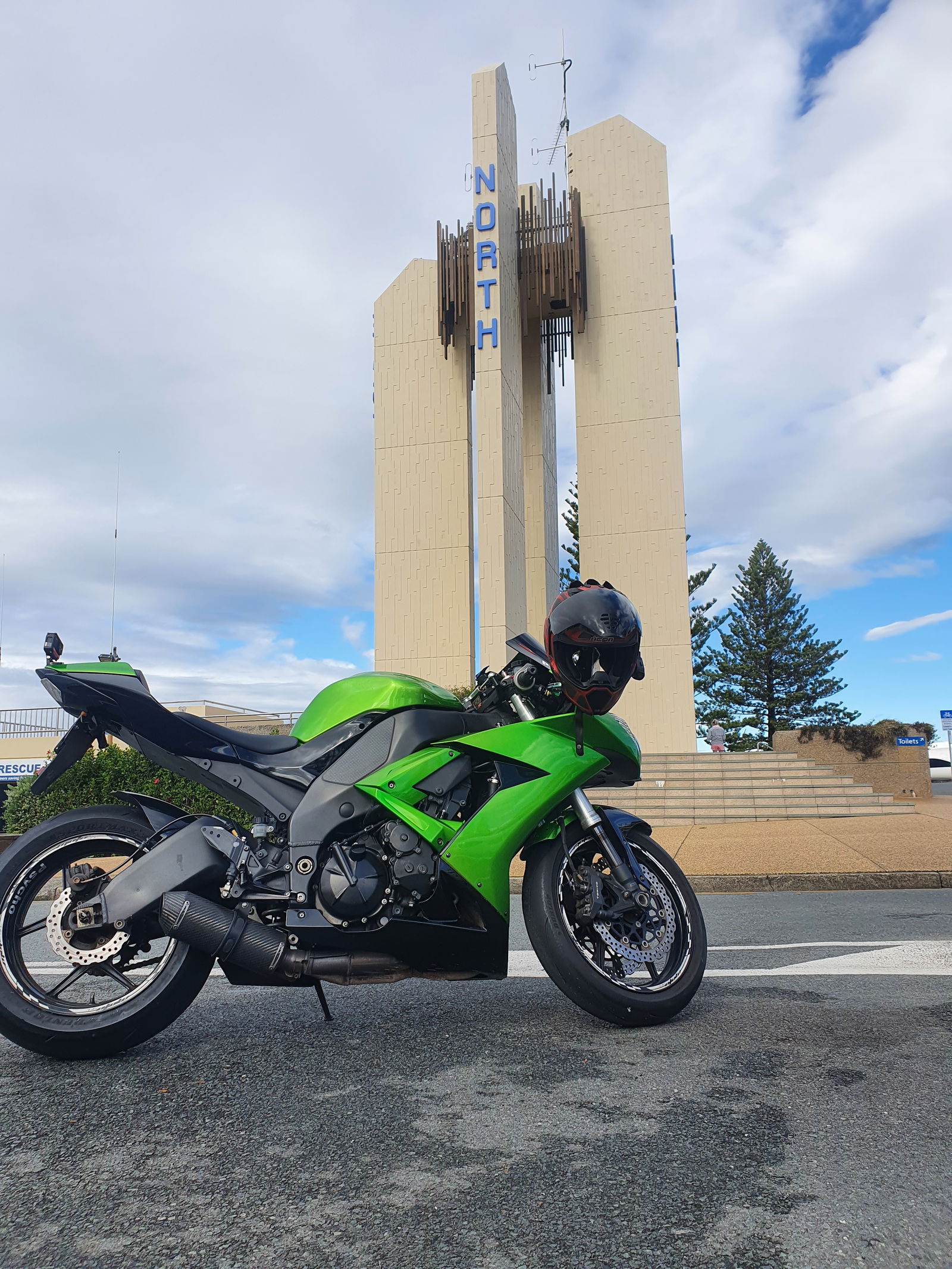 Psycho_zx10_au profile banner