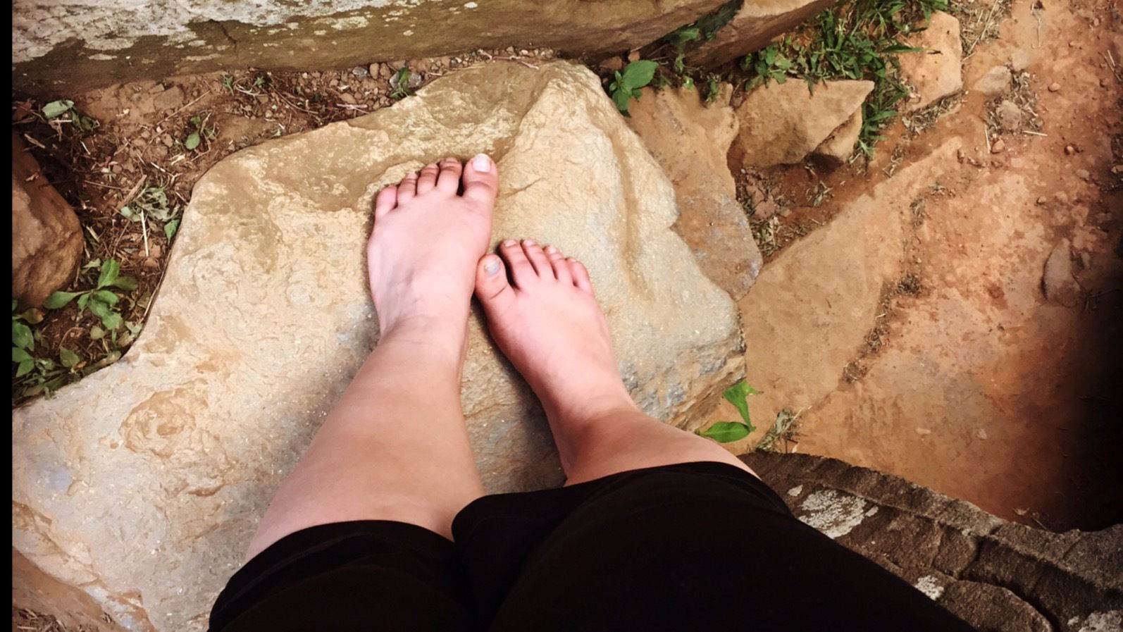 QueenFeetsies96 profile banner