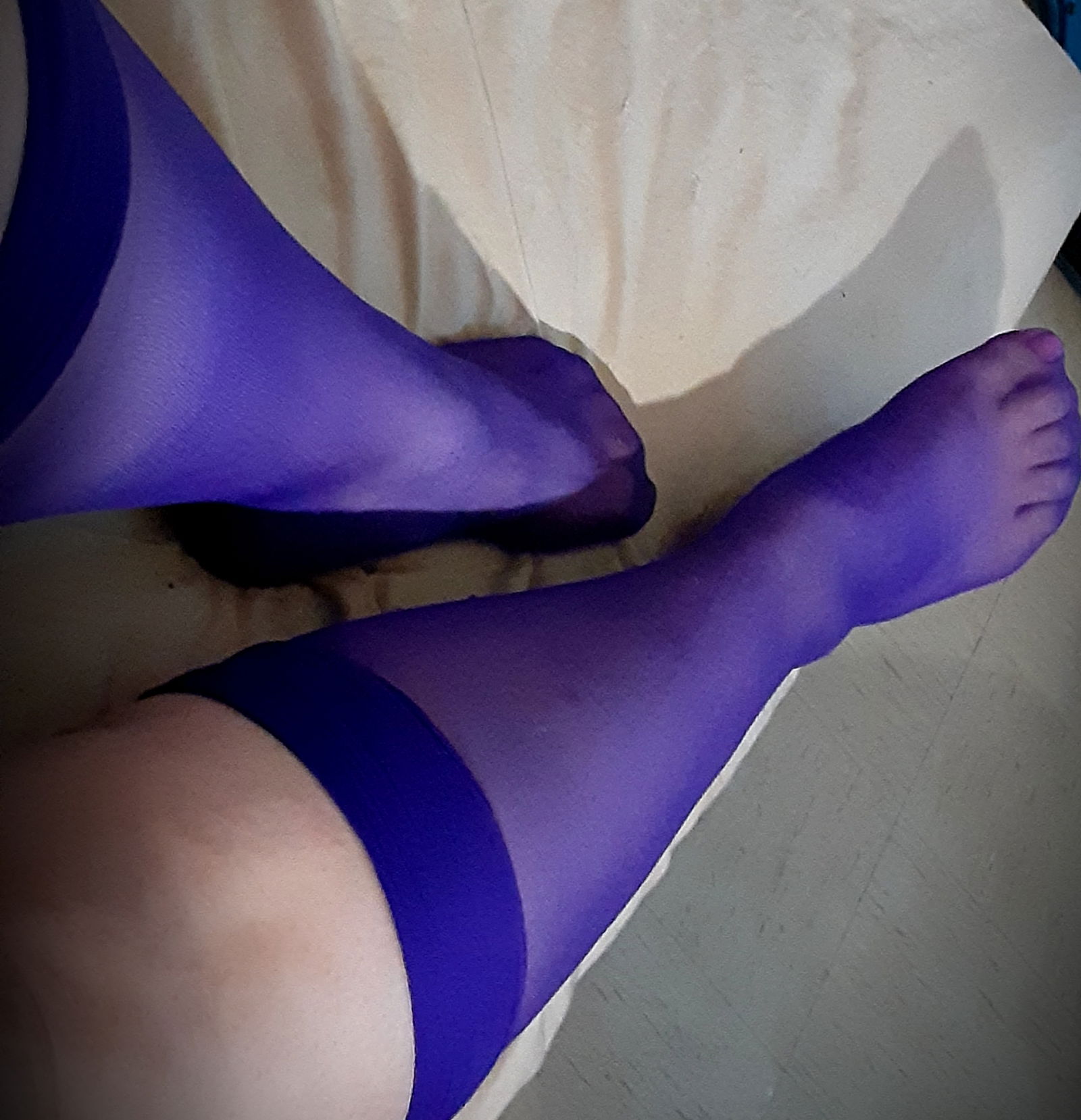Queen_Koda For the feet lovers out there profile banner