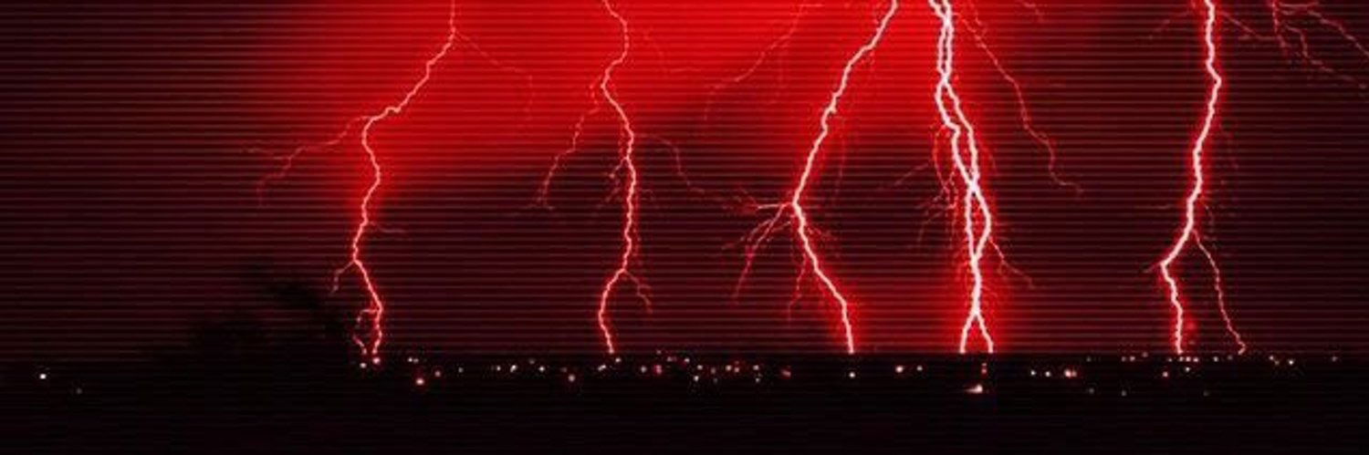 Rainasoperfect 💦 profile banner