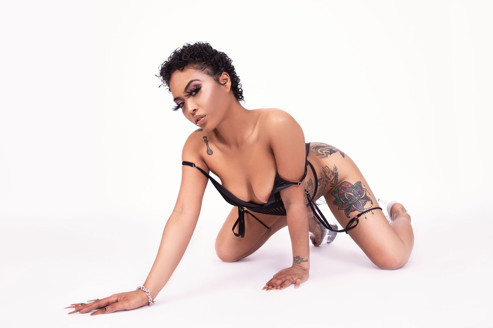 Raquel Monea profile banner