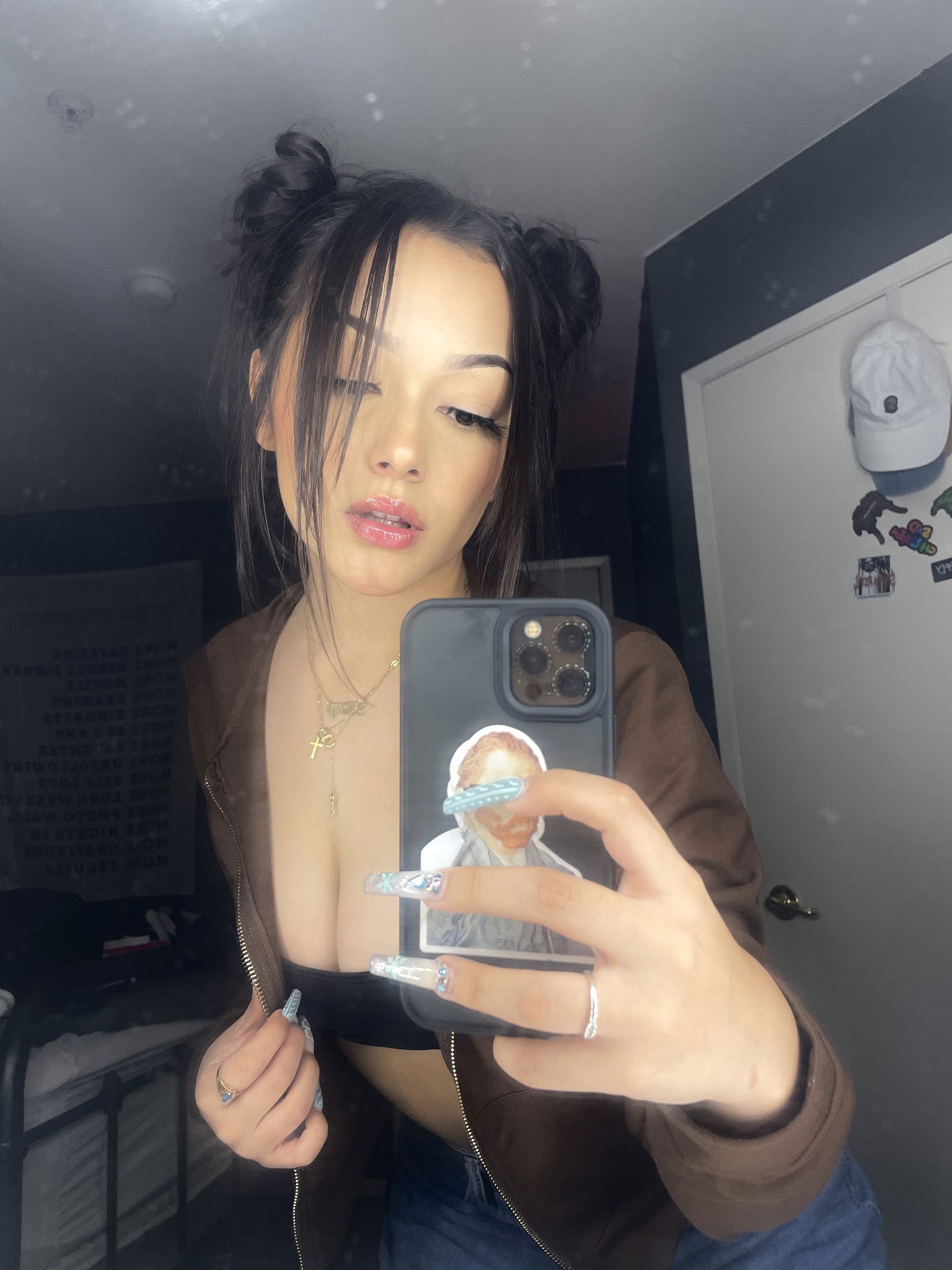 Ona profile banner