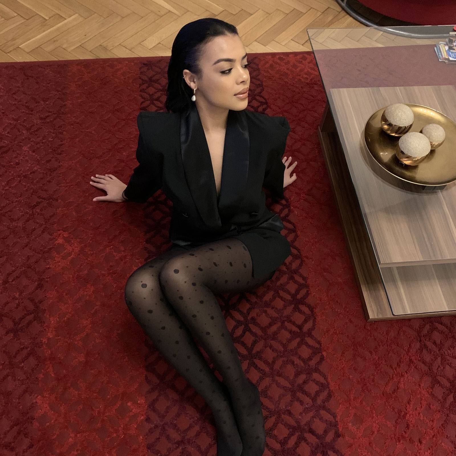 Robyn profile banner