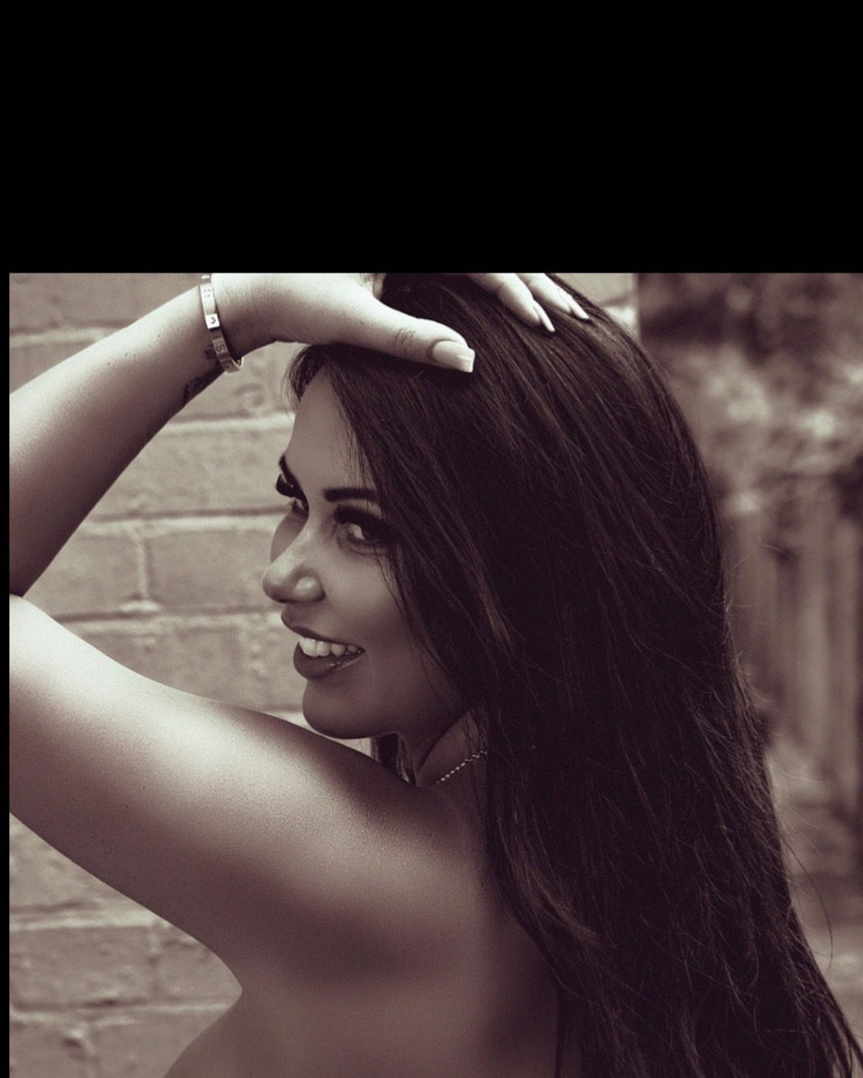 ROXXY CLARK profile banner