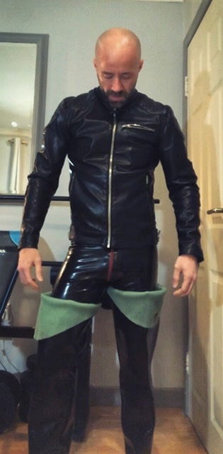 Rubberbuttboy profile banner