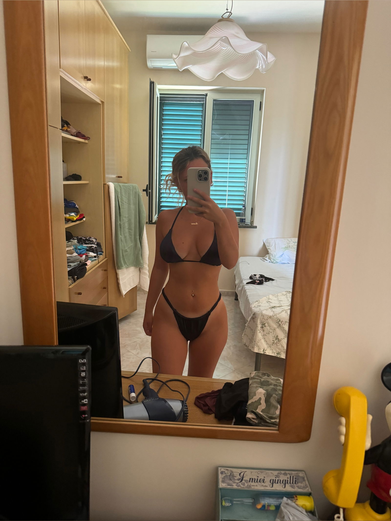 sabrinabella profile banner
