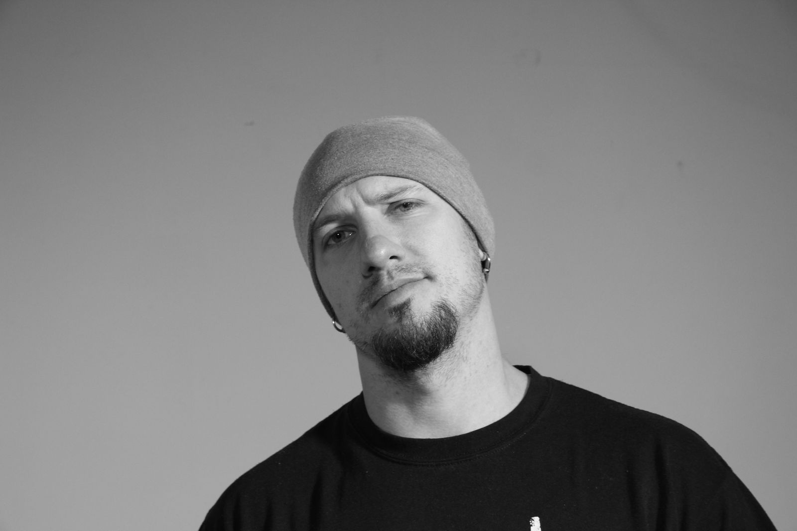 Paul Lynx profile banner