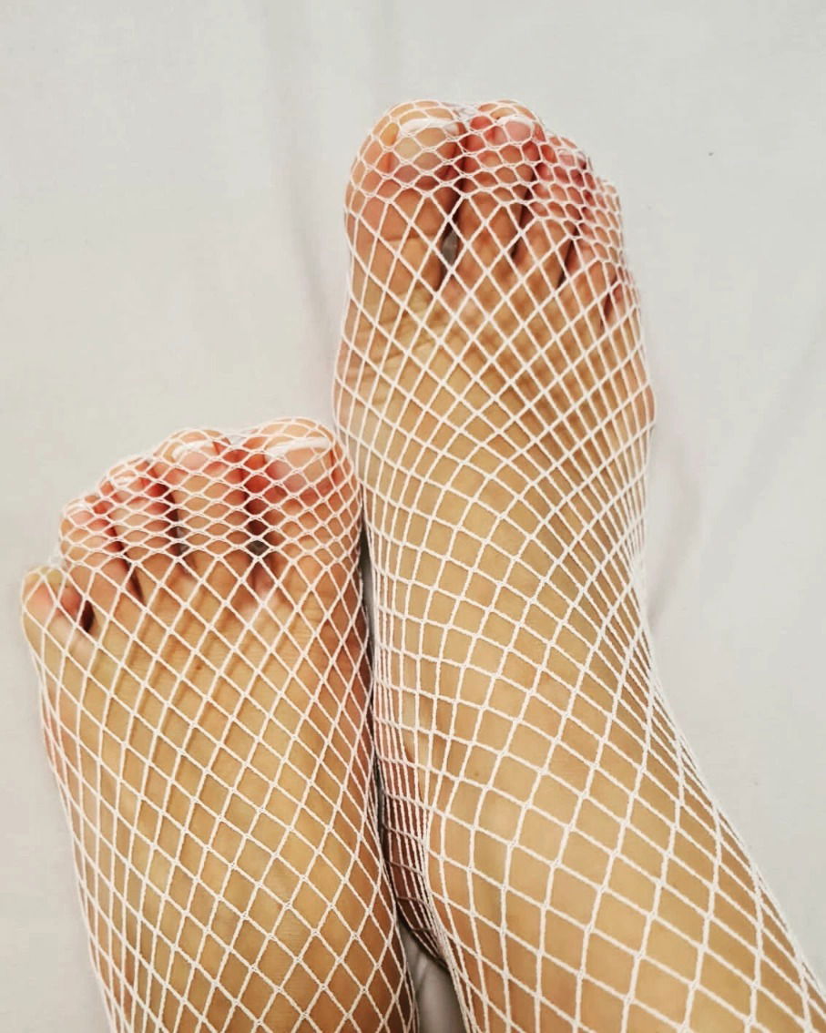 Sweet Feet Mia profile banner