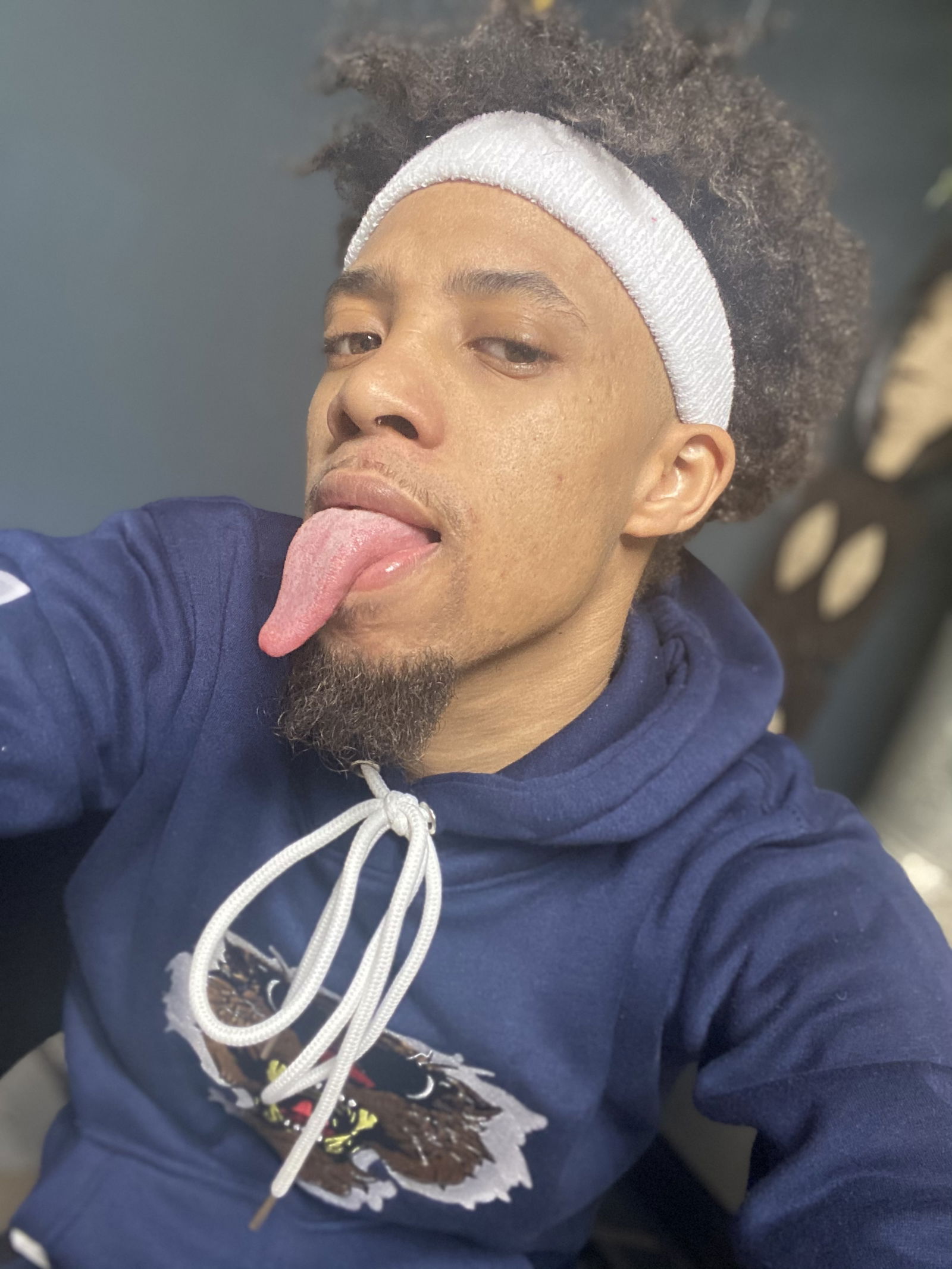 Shy but not Shy😈 profile banner