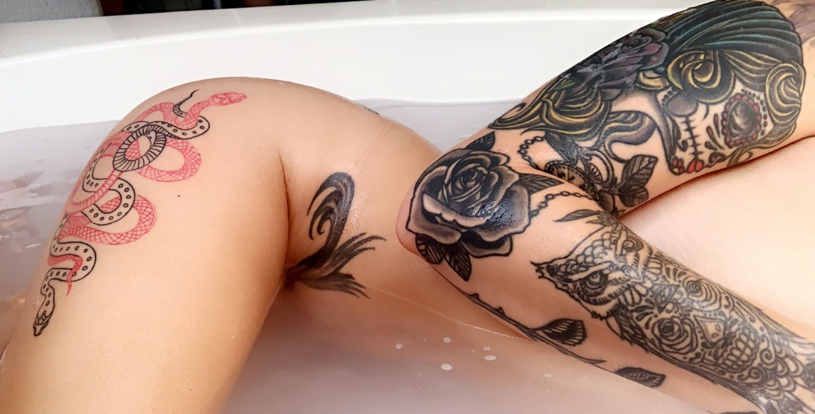 Simone Nicole profile banner
