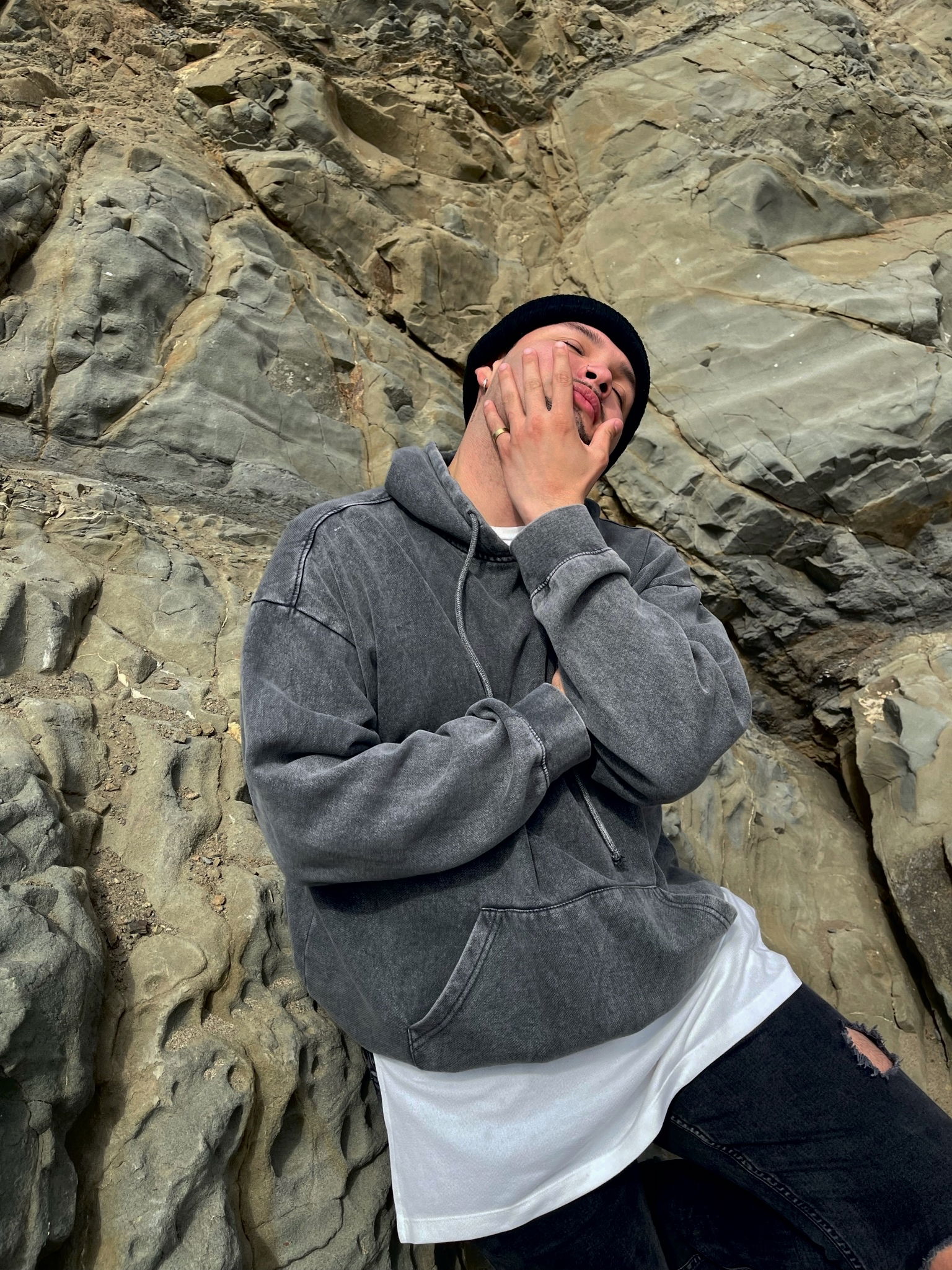 Whitemask boi profile banner