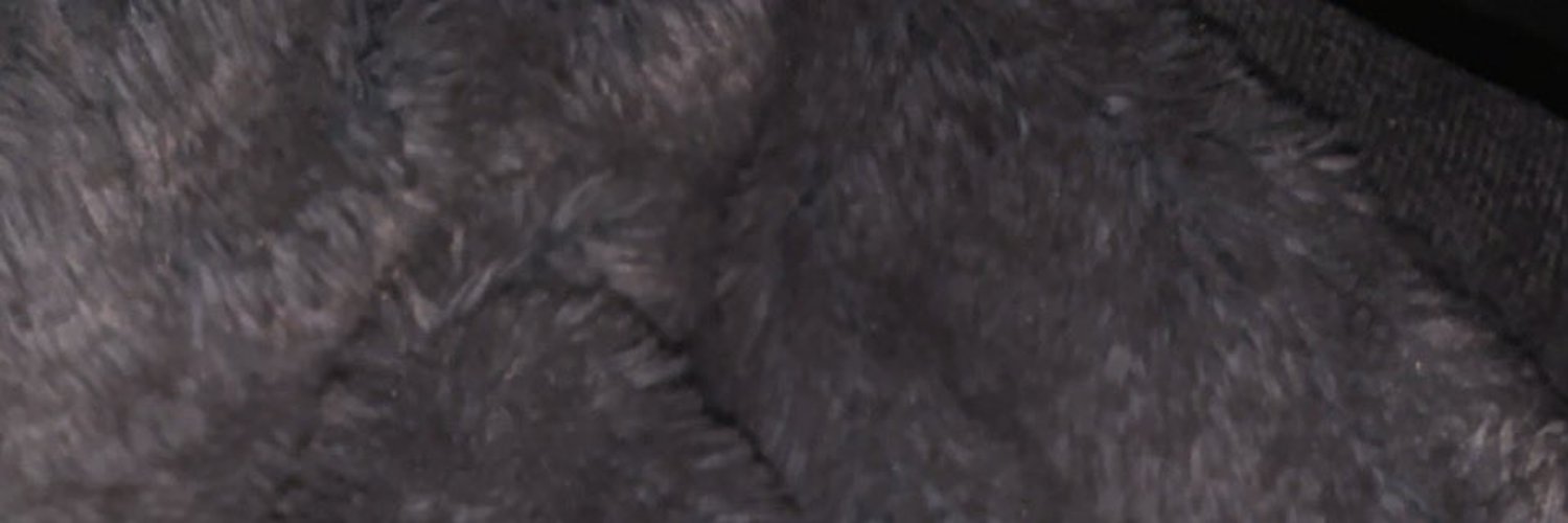 sluttybarbie💖🥵 profile banner