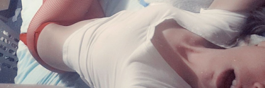 L profile banner