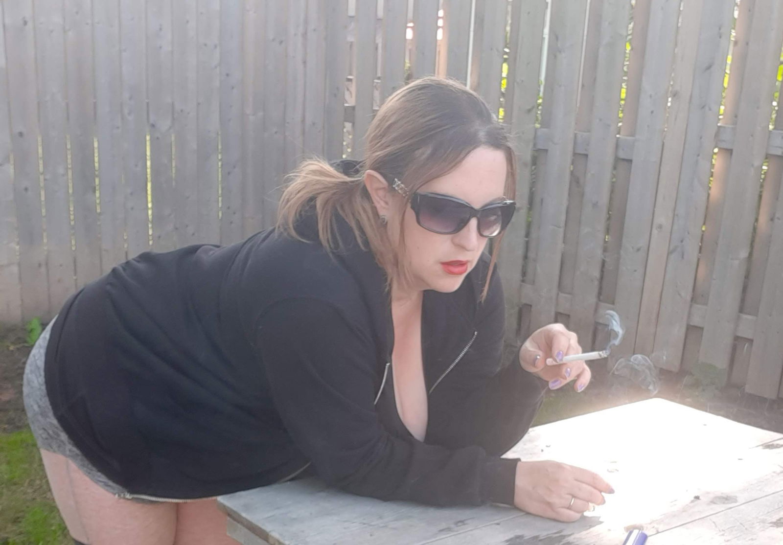 Smokinhotnatasha profile banner