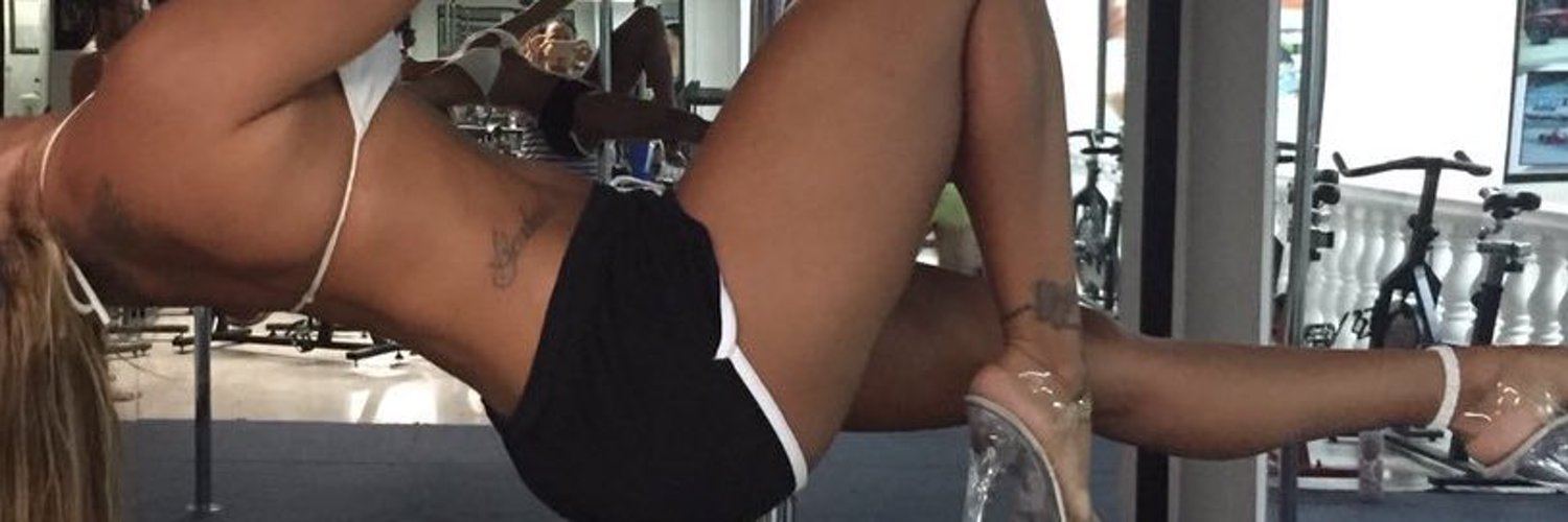 Sofi profile banner