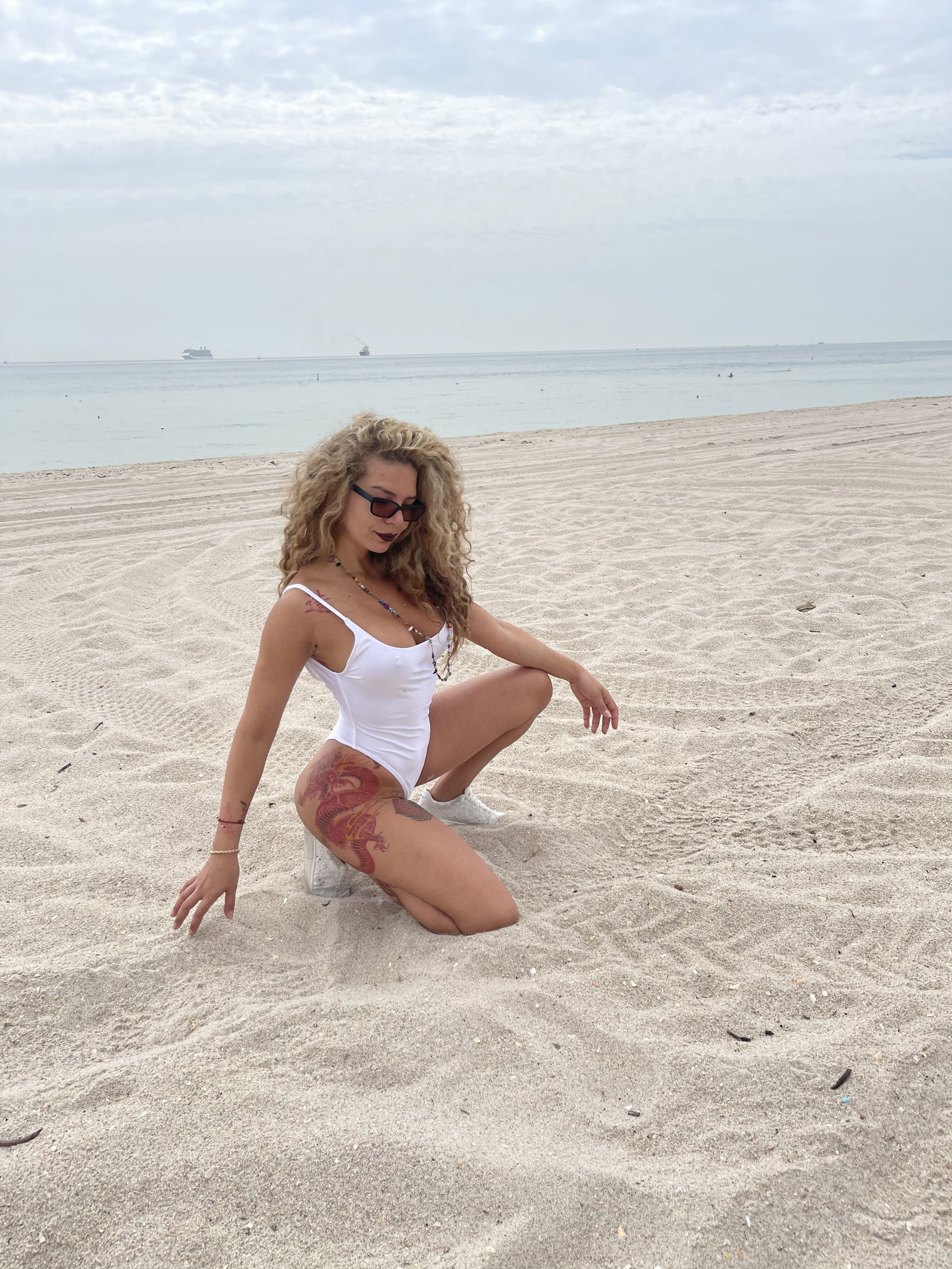 Naty Starr profile banner