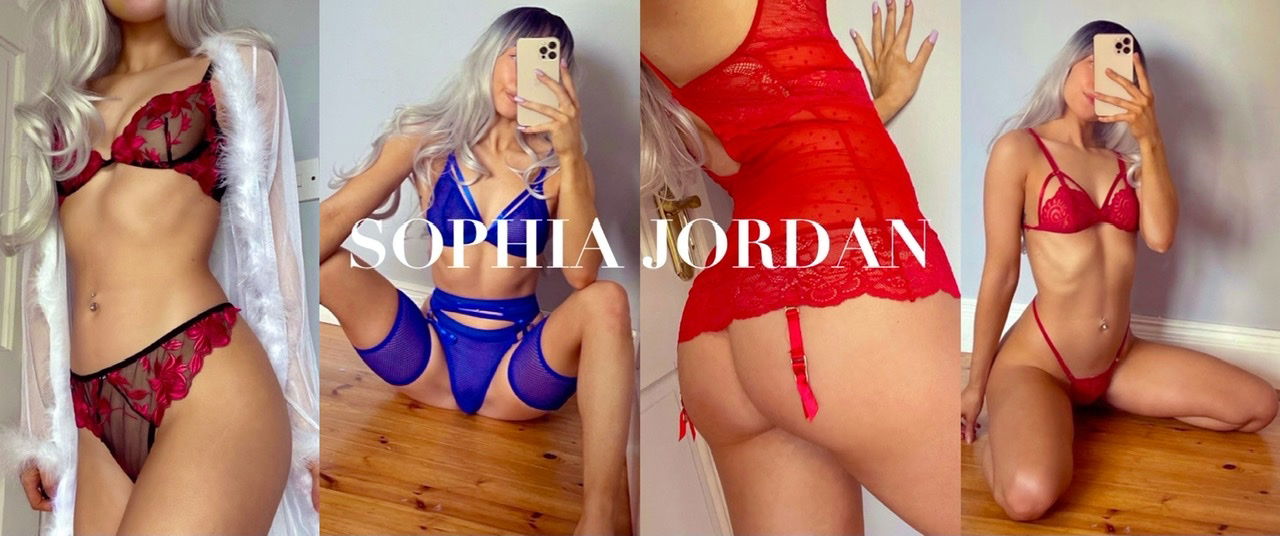 Sophia ✨ profile banner