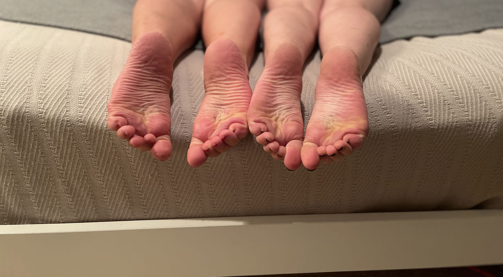 Sole Sisters profile banner