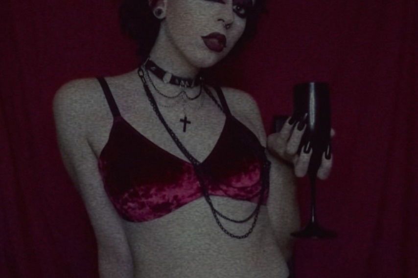 Spider Slüt 🕷️🖤 profile banner