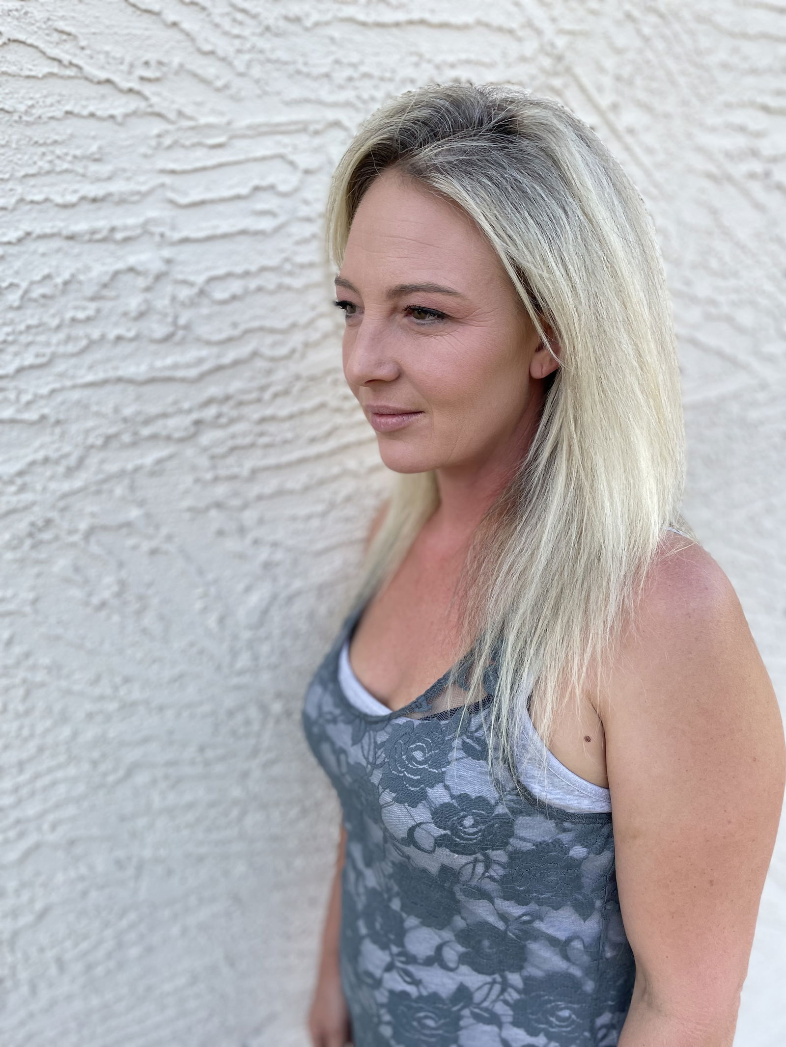 Summer Jones profile banner