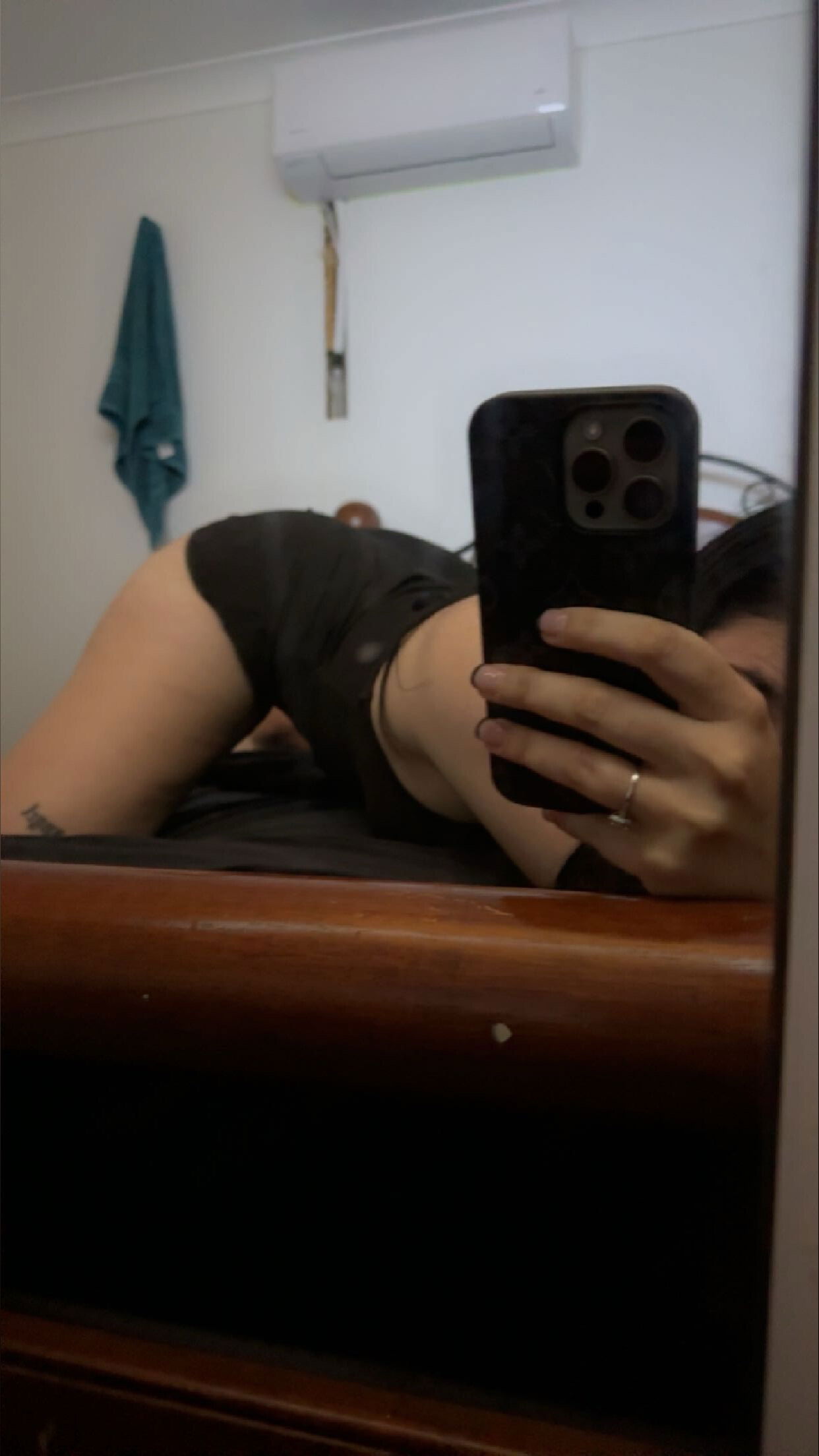 YOUR ONLINE GF profile banner