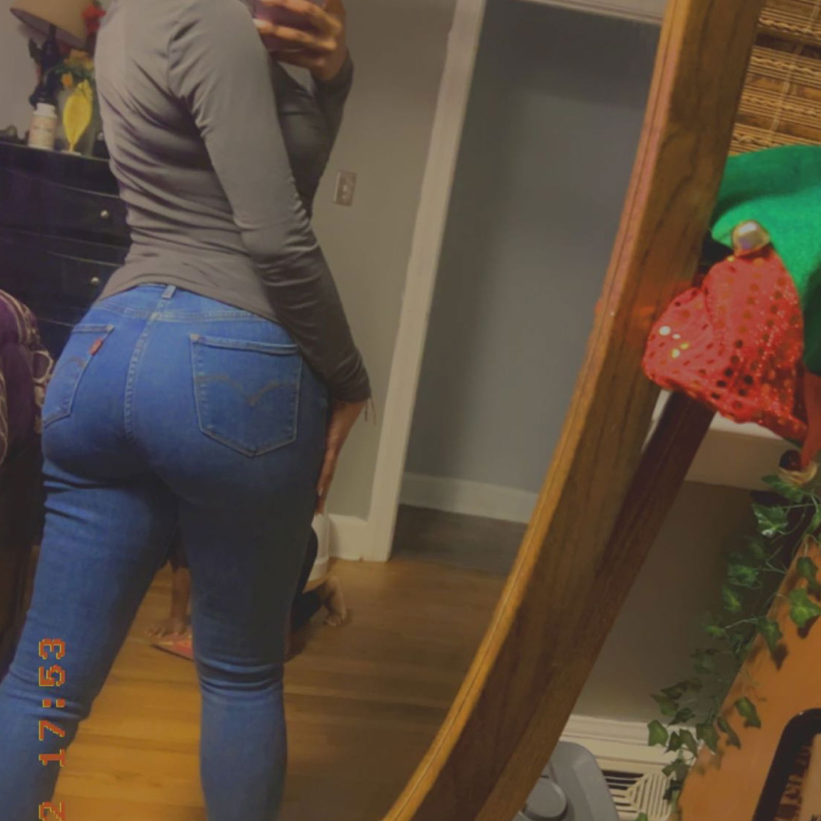 Nikki G profile banner