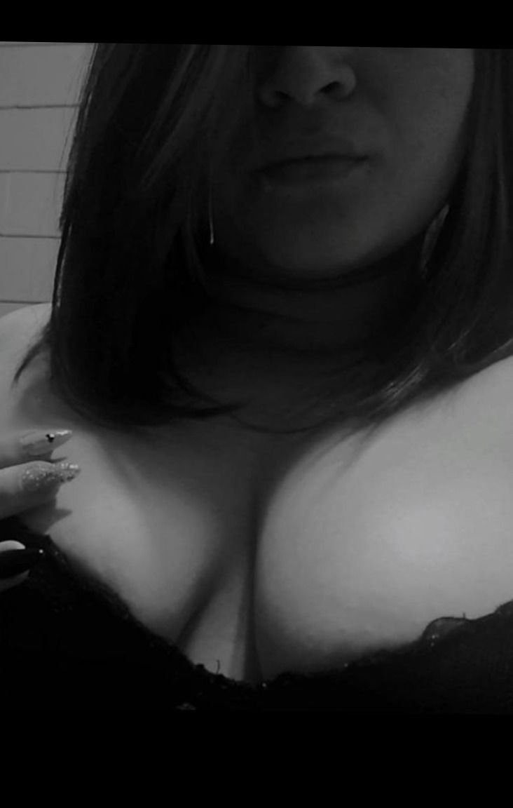 Angelique profile banner