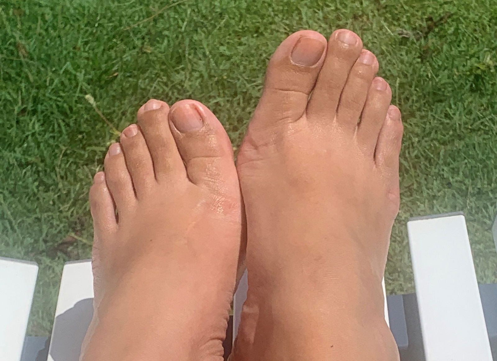 cutefeetntoes profile banner