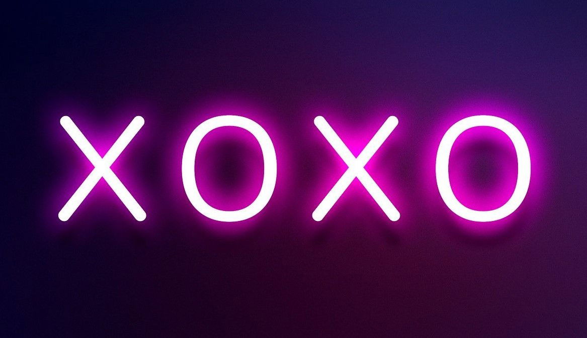 ꜱʟᴜᴛ ɴᴇxᴛ ᴅᴏᴏʀ-ᴠɪᴘ profile banner