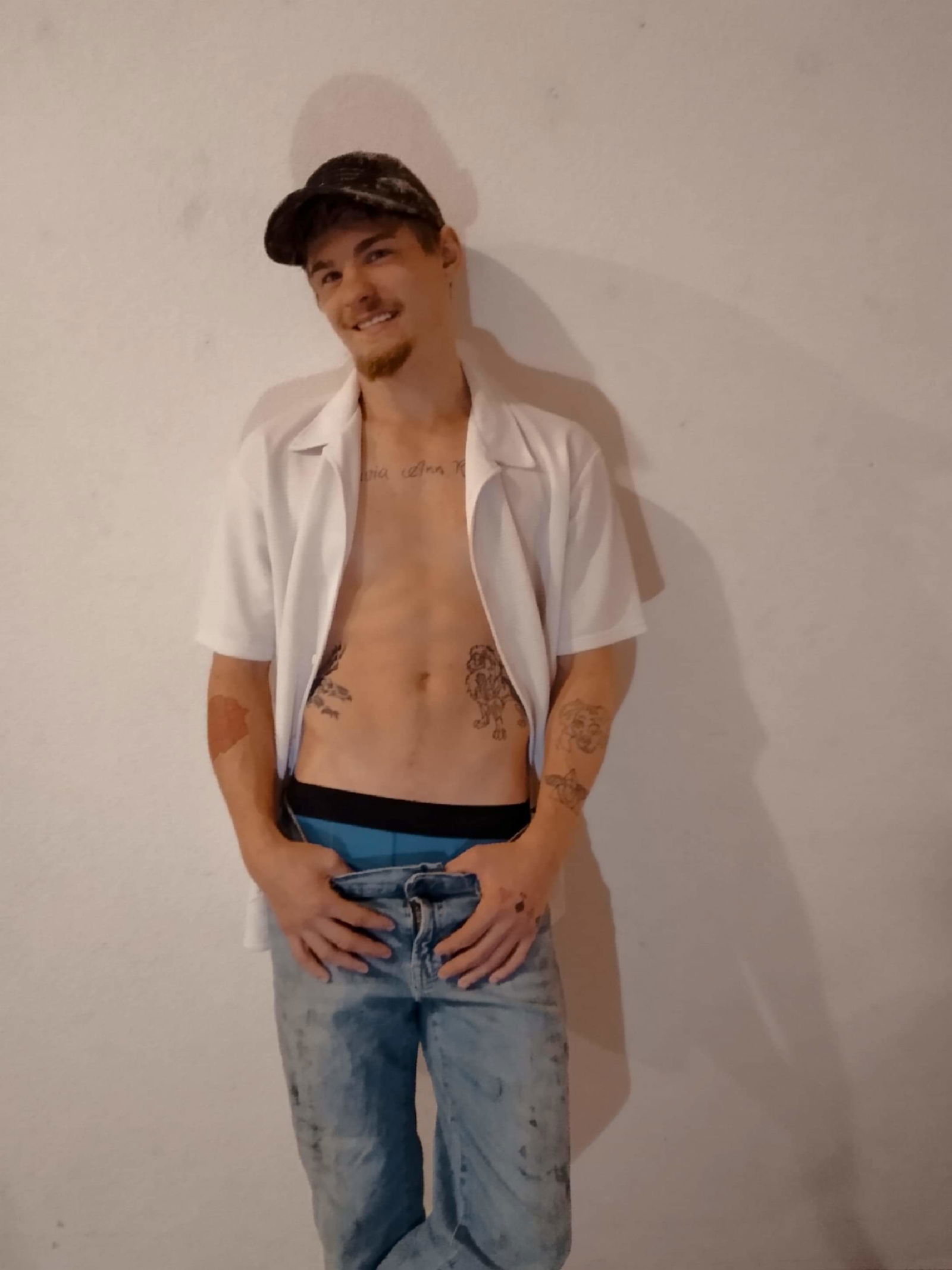 Tattedsinger profile banner
