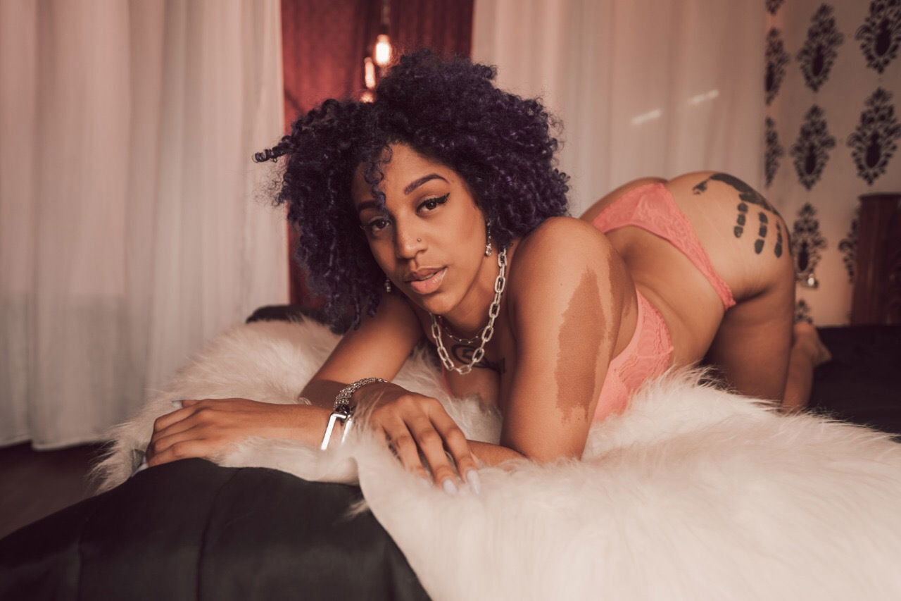 Thamy Queen profile banner