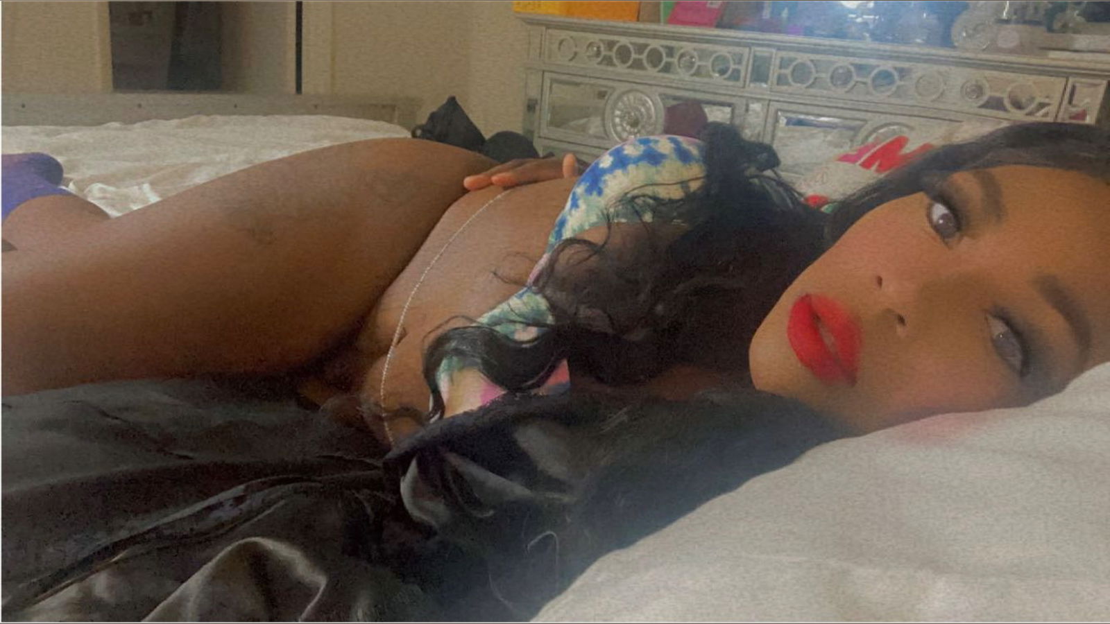 Starlove profile banner