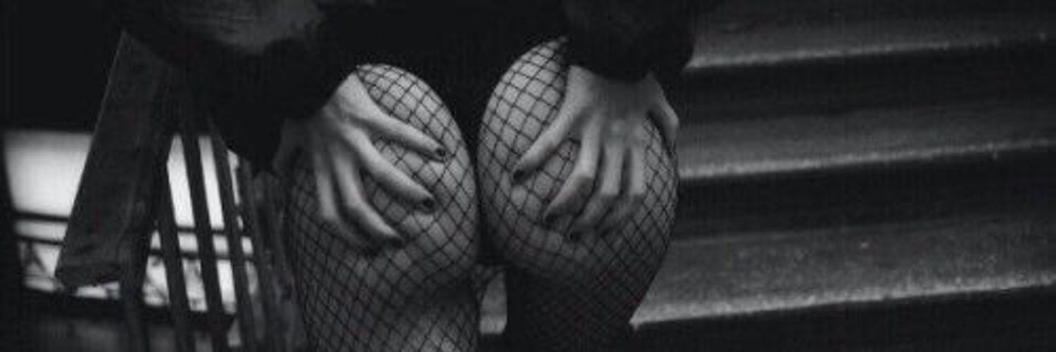 Slutty ming profile banner