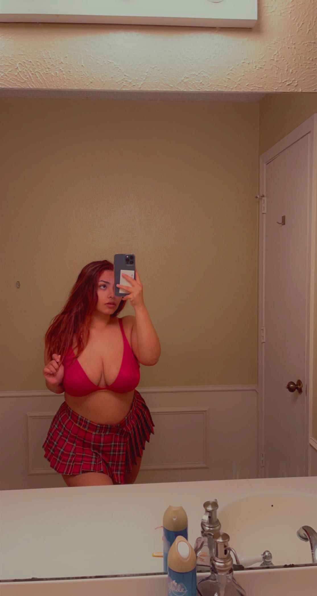 Angelique profile banner