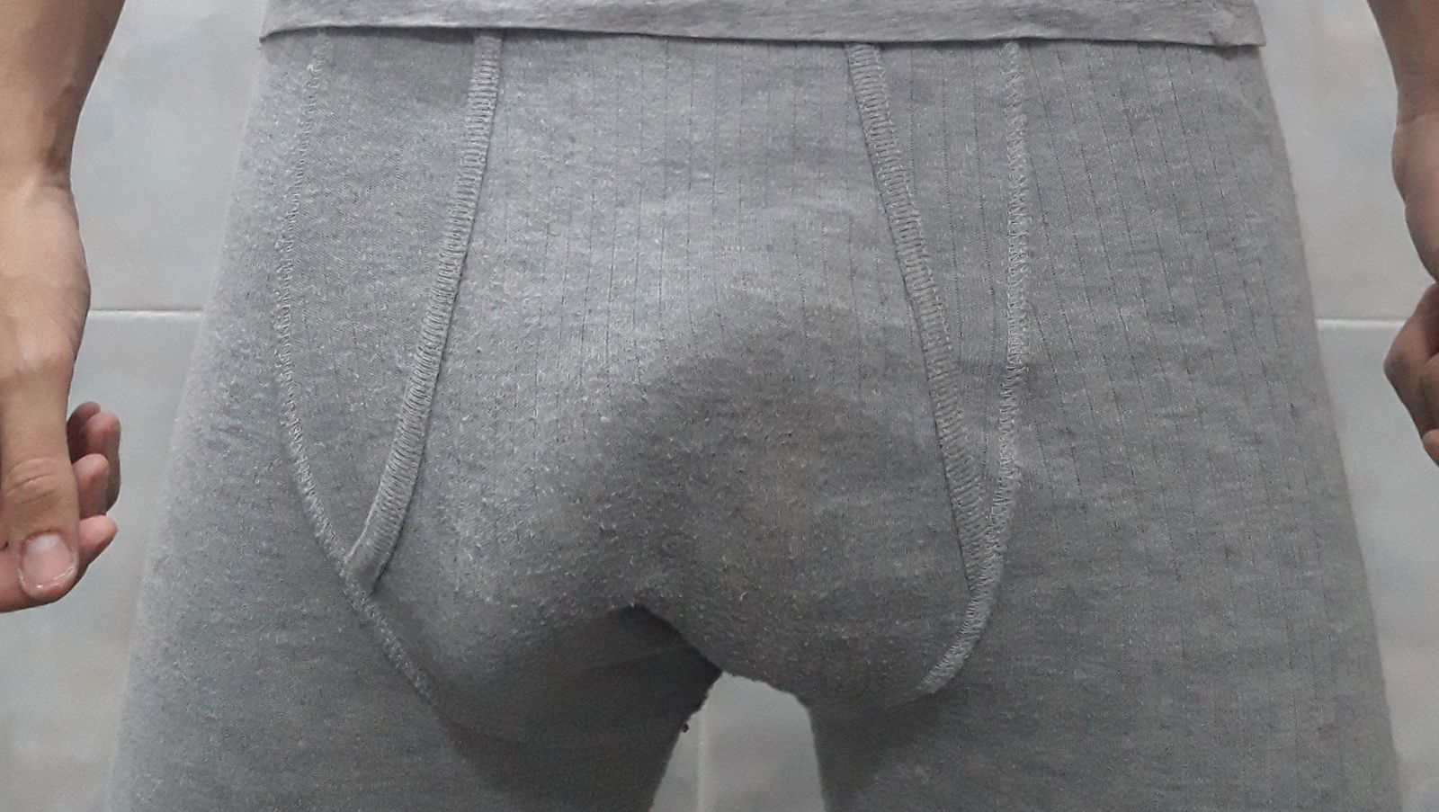 Thick cut top profile banner