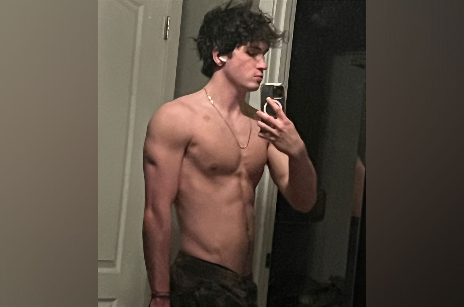 thommy profile banner