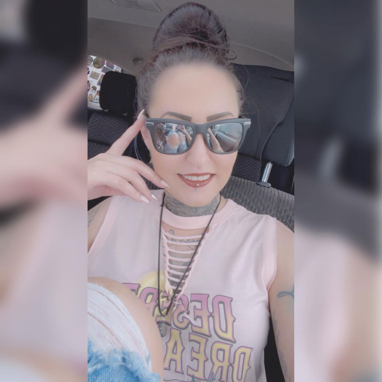 Lynay profile banner