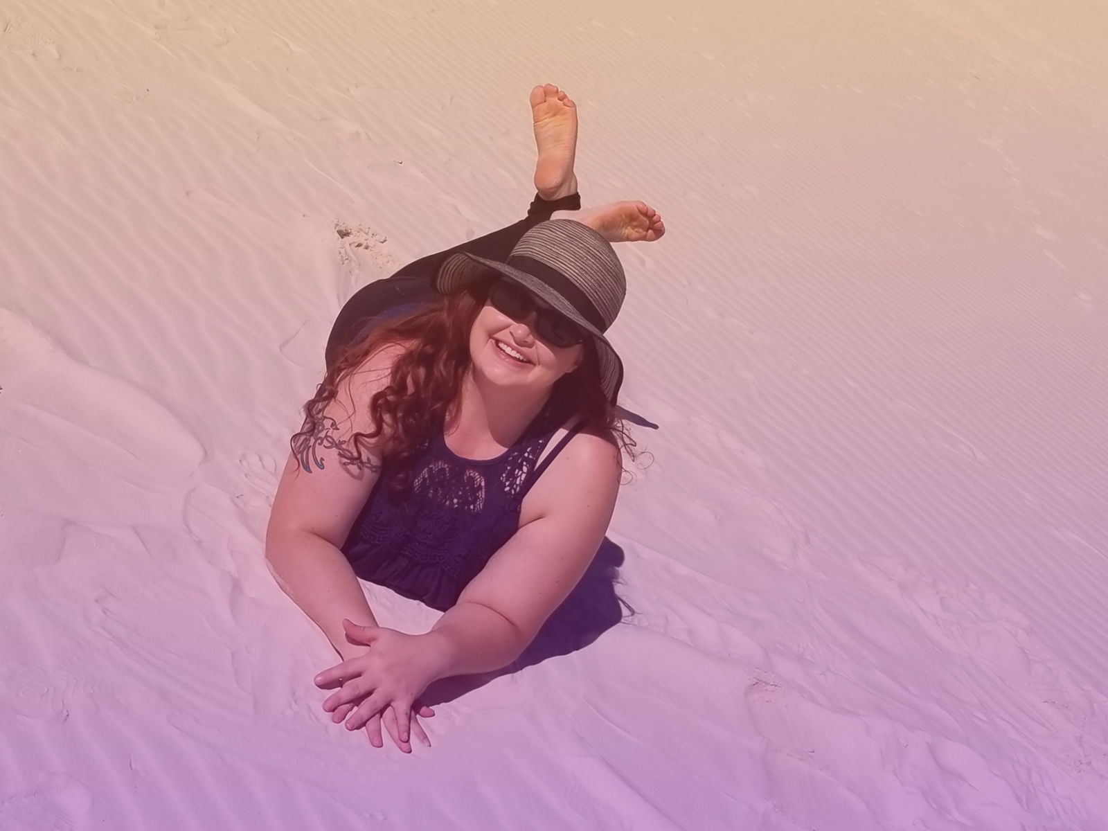 Rena profile banner