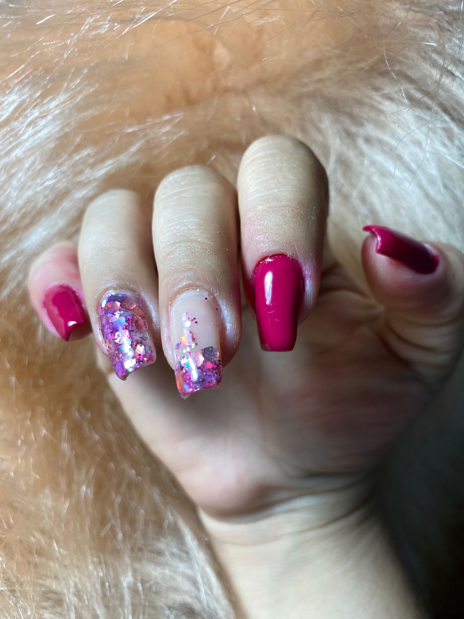 Thaís profile banner